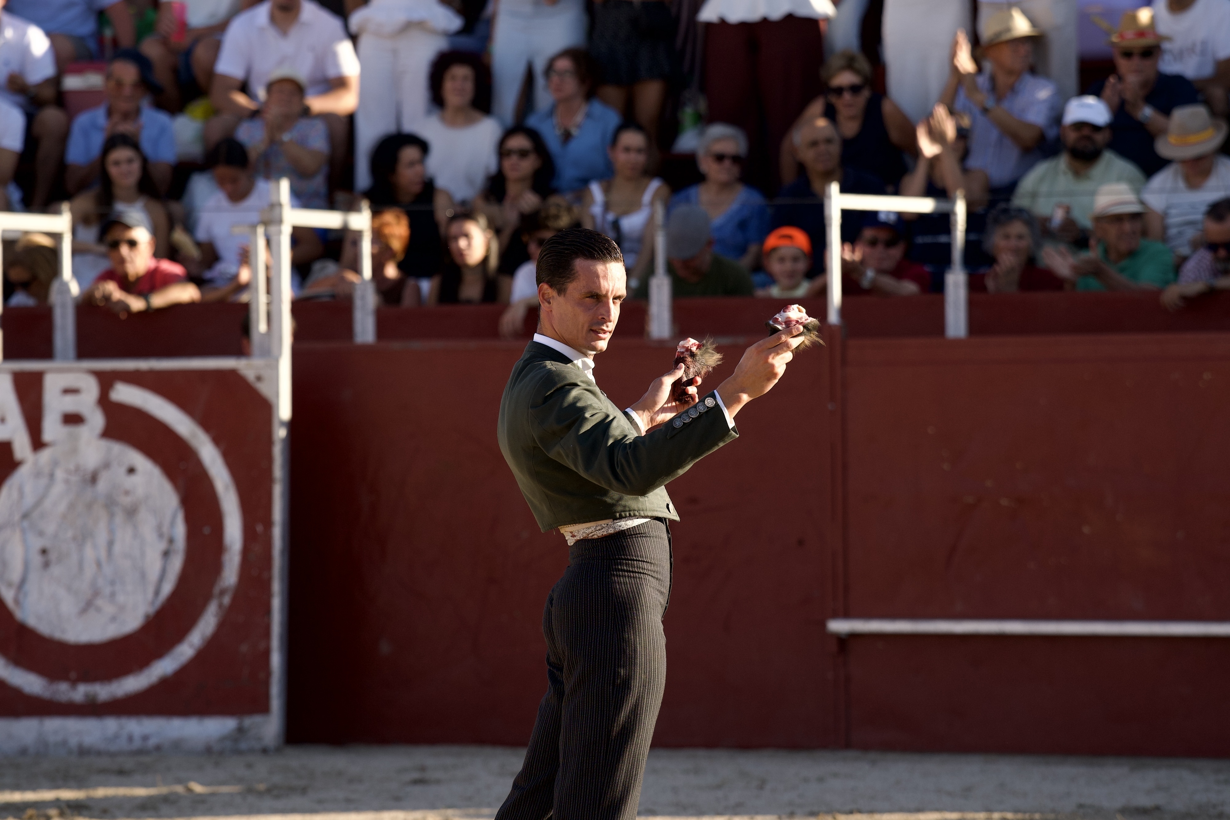 Dos Orejas para David Galván en el Festival de Gálvez​